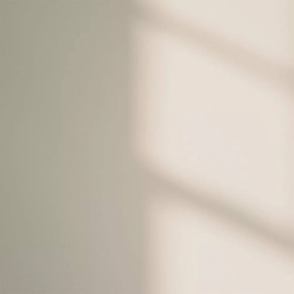 LickPro Eggshell White 05 Emulsion Paint 5Ltr 6 LickPro Eggshell White 05 Emulsion Paint 5Ltr - Image 4