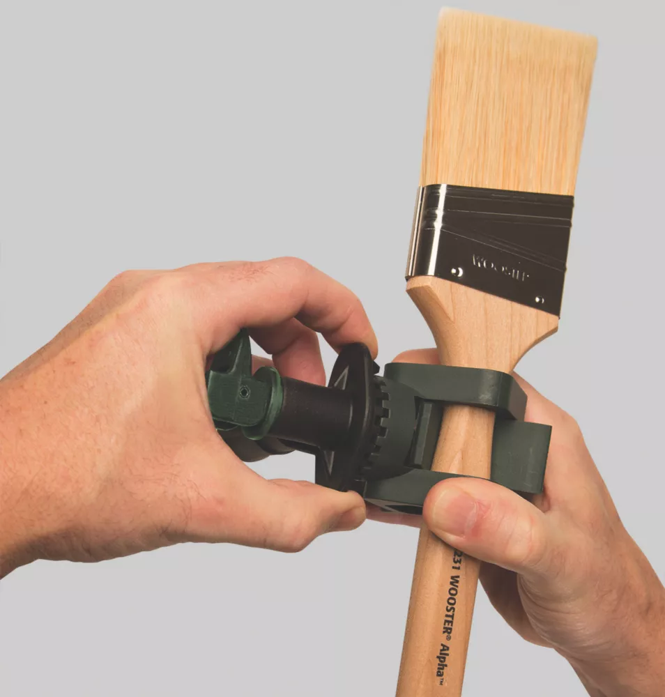 Wooster Lock-Jaw Decorating Brush & Tool Holder 203mm 4 Wooster Lock-Jaw Decorating Brush & Tool Holder 203mm - Image 2