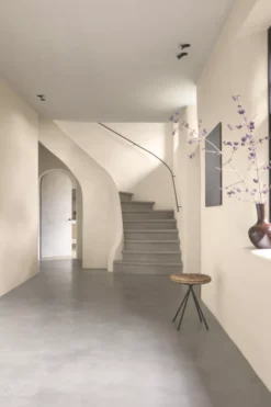 Dulux EasyCare Matt Magnolia Emulsion Paint 2.5Ltr -Famous Paint Store 4561T A2