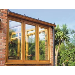 Ronseal Trade 10 Year Woodstain Satin Natural Oak 2.5Ltr -Famous Paint Store 515KH A2