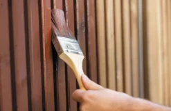 Ronseal Trade 10 Year Woodstain Satin Deep Mahogany 750ml -Famous Paint Store 895FG A2